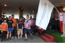 Berhadiah Umroh Swissbelcourt Makassar Sukses Gelar Fun Walk