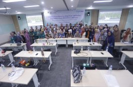 100 UMKM Makassar Hadir dalam Pelatihan Sertifikasi Halal yang Digelar BCA dan Kemenkop UKM