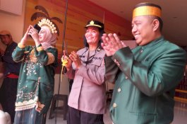 Buka Cabang ke-18 di Jalan Yosudarso Makassar, 300 Paket The Bolu Rampah Ludes Diserbu Pengunjung