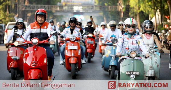 Peringati Hari Sumpah Pemuda, Danny-Fatma Keliling Makassar Naik Vespa