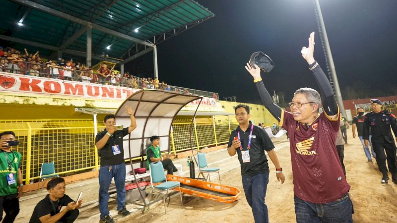 Taufan Pawe Teken MoU PSM Makassar Bermarkas di Stadion GBH Selama 5 Tahun