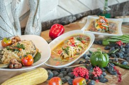 Peringatan HUT ke 416 Kota  Makassar di The Rinra Makassar Hadirkan Menu Bandeng 