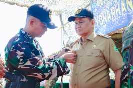 Bupati Barru Dikukuhkan Sebagai Warga Kehormatan Arhanud