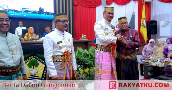 Bupati Gowa Beri Penghargaan ke Instansi Hingga Bonus ke Atlet