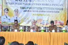 Pemda Lutra Gelar Rakor Stabilisasi Pasokan dan Harga Pangan untuk Tekan Inflasi