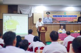 Pj Wali Kota Parepare Buka Bimtek Kearsipan Audit Internal dan Audit Pengelolaan Arsip Elektronik