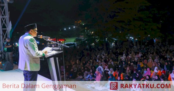 Warga Barru Padati Alun-Alun Dzikir dan Doa Bersama untuk Palestina