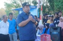 Bupati Maros Buka Turnamen Sepak Bola Mini Abbulosibatang Cup 1