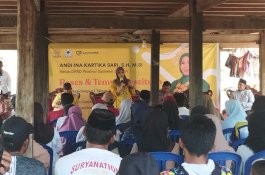 Ketua DPRD Sulsel Serap Aspirasi Warga Bottolai-Bawa Bantuan Ratusan Bibit Tanaman