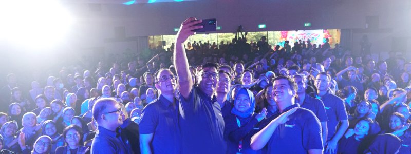 Peringati Ulang Tahun ke-56, Indosat Ooredoo Hutchison Serukan Semangat &lsquo;menembu56atasan&rsquo; dalam Berdayakan Indonesia