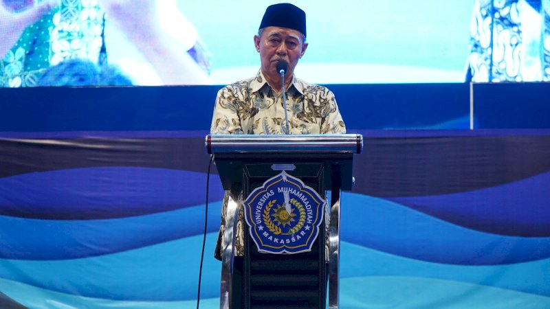Ketua Pimpinan Wilayah Muhammadiyah Sulsel yang juga Rektor Unismuh Prof Ambo Asse saat memberikan sambutan, minggu(26/11)