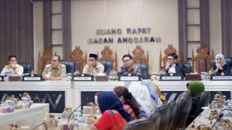 Satgas Korsupgah KPK Wilayah IV Rakor di DPRD Makassar