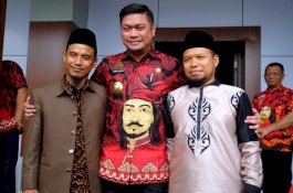 Pemkab Gowa Berangkatkan 21 Orang untuk Ibadah Umrah