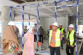 Wali Kota Makassar Tinjau Progres Pembangunan Gedung PKK dan Dekranasda