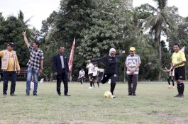 Bupati Luwu Utara Buka Turnamen Sepak Bola Kambisa Cup IV, Minta Jaga Kondusivitas