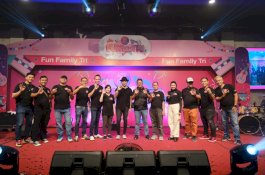  Tri Gelar FUNtasTRI Bentuk Apresiasi Ke Mitra Retailer di Wilayah Kalimantan dan Sulawesi