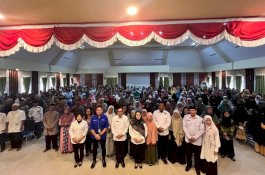Bupati Luwu Utara Bagikan Insentif Rp2 Miliar untuk 578 Guru TPA dan Imam Desa