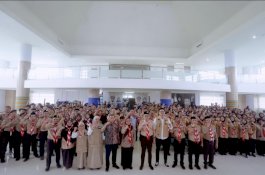 Sosialisasi KIE Obat dan Makanan, Bupati Barru Kukuhkan Pramuka Saka POM