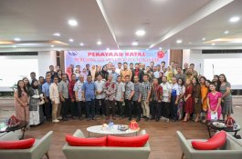 Perumda Air Minum Kota Makassar Kobarkan Semangat Pengabdian Dalam Perayaan Natal