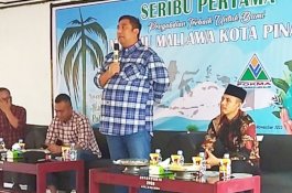Jadikan Mallawa Kota Pinang, Bupati Maros Chaidir Syam Tanam Ribuan Bibit Pohon