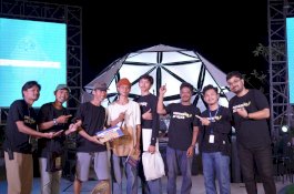 Penampilan Musisi Lokal Makassar Tutup Ja & Joy