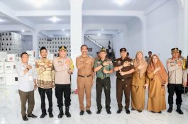 Forkopimda Wajo Monitoring Penyortiran dan Pelipatan Surat Suara Pemilu