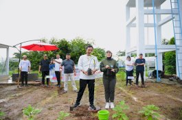 Optimalkan Lahan Tidur, Pj Gubernur Sulsel Tanam Sukun di Taman MoI dan Kawasan BSO
