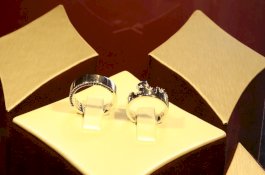 Frank & co. dan Monica Ivena Rilis Koleksi Perhiasan Berlian Terbaru Love Poetry Collection