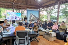 Komisi II DPRD Wajo Kunjungi Biro Ekbang Setda Sulbar