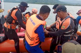 Tim SAR Gabungan Temukan Pemancing Terjatuh dari Perahu di Perairan Batulotong Luwu