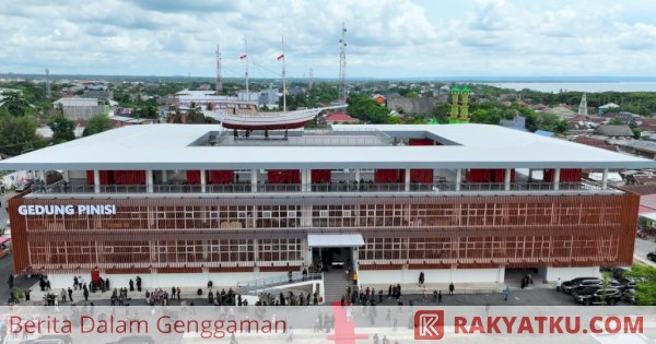 Pj Gubernur Sulsel Resmikan Gedung Pinisi, Puji Bupati Bulukumba