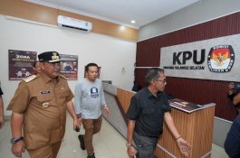 Jelang Pemungutan Suara, Pj Gubernur Sulsel Terus Pantau Kesiapan Pemilu di Bawaslu dan KPU