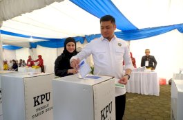 Bupati Gowa Nyoblos di Dekat Rujab, Wabup di Kampung Halaman
