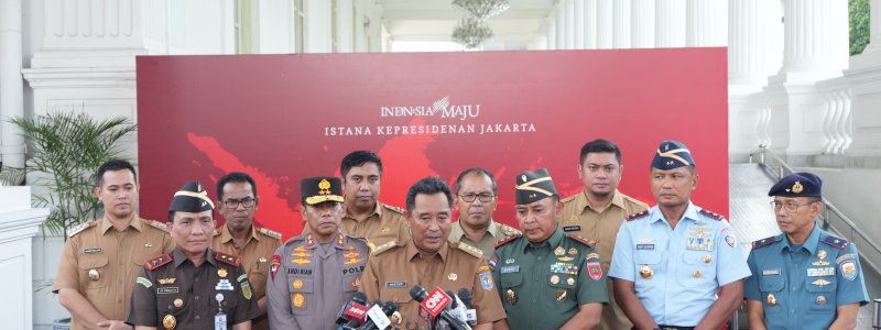 Pj Gubernur Bahtiar Paparkan Rencana Pembangunan Sulsel di Depan Presiden Jokowi