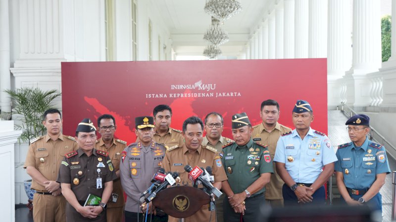 Pj Gubernur Bahtiar Paparkan Rencana Pembangunan Sulsel di Depan Presiden Jokowi