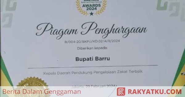 Bupati Barru Raih Penghargaan Kepala Daerah Pendukung Pengelolaan Zakat di Baznas Awards