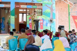 Bupati Barru Resmikan Gedung Kelompok Bermain Anak di Soppeng Riaja