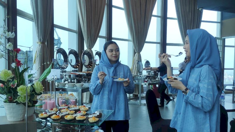 beragam varian tajil dan menu berbuka puasa di Aston Makassar, yang spesial ada roti olimpus yang hadir hanya dibulan ramadhan saja