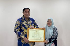 Bupati Maros Dianugerahi Penghargaan Dari Komisi ASN Atas Pengisian JPT 2023