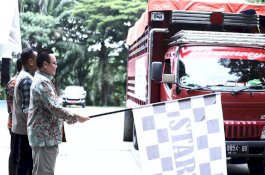 Penjabat Bupati Wajo Lepas Penyaluran Cadangan Beras Pemerintah