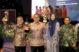 PDAM Makassar Raih Predikat Bintang 4, Beni Iskandar Dinobatkan Top CEO 2024