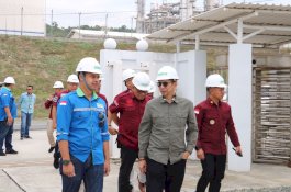 Kunker di Kab. Banggai, Kakanwil Kemenkumham Sulteng Tinjau Layanan Pemeriksaan Imigrasi