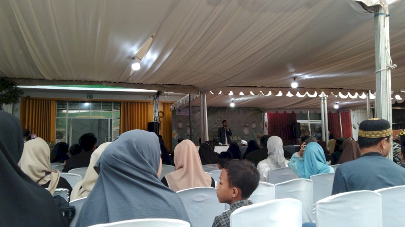 Suasana jelang buka puasa bersama agen dikantor PT Prima Unggul Global, sabtu (23/3)