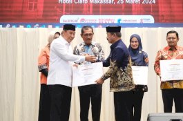 Pemkab Gowa Kembali Dinobatkan Jadi Kabupaten Peduli HAM dari Kemenkumham RI