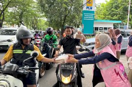 Srikandi PLN  Berbagi Berkah di Bulan Ramadan