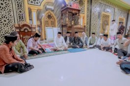 Bupati Barru Safari Jumat di Desa Galung sekaligus Pantau Kondisi Jalan Penghubung