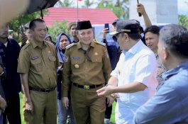 Penjabat Gubernur Sulsel Kunjungi Peternak Di Desa Mattirowalie Wajo