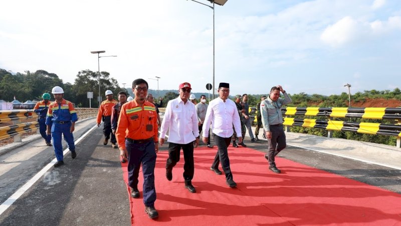 Peresmian Jembatan Layang atau Flyover Ferrari yang dibangun PT Vale Indonesia di Kecamatan Towuti, Luwu Timur (Lutim), Sabtu (30/3/2024). (Foto: PT Vale Indonesia)