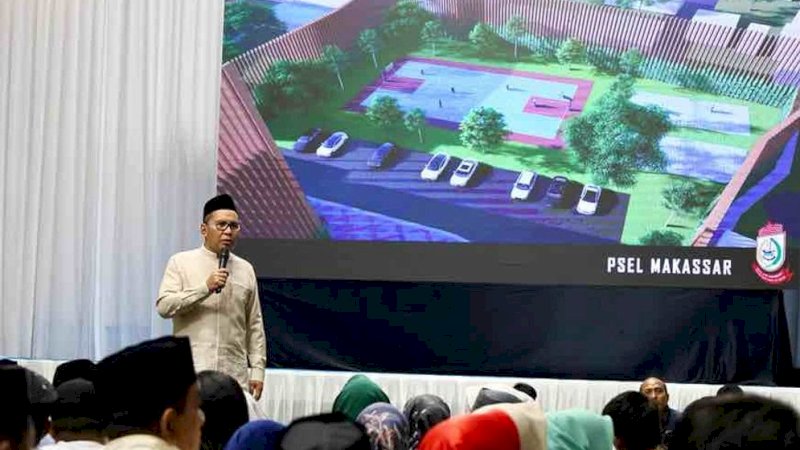 Walikota Makassar, Danny Pomanto menyampaikan terkait pajak dan retribusi daerah di depan OPD kota Makassar