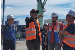 Angkutan Peti Kemas Beroperasi di Parepare, Akbar Ali Buka Peluang Usaha Baru